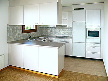 Grossz�gige offene K�che