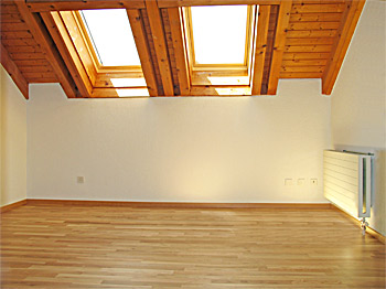 Grossz�gige helle Schlafzimmer